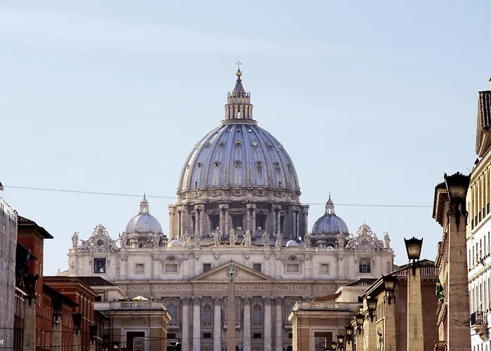 Vatican With Private Patio Near San Pietro *
